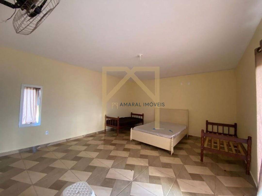 Chácara à venda com 4 quartos, 200m² - Foto 5