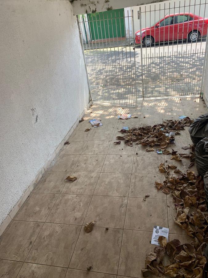 Casa à venda com 3 quartos, 200m² - Foto 2