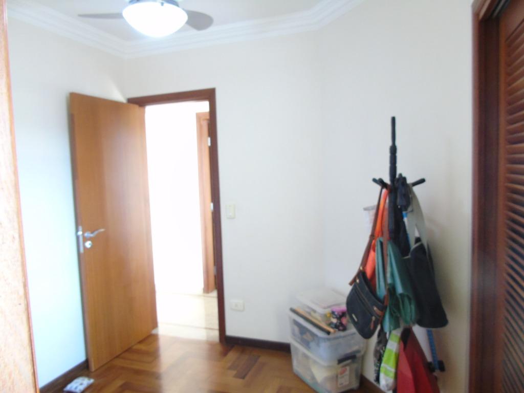 Sobrado à venda com 3 quartos, 480m² - Foto 20