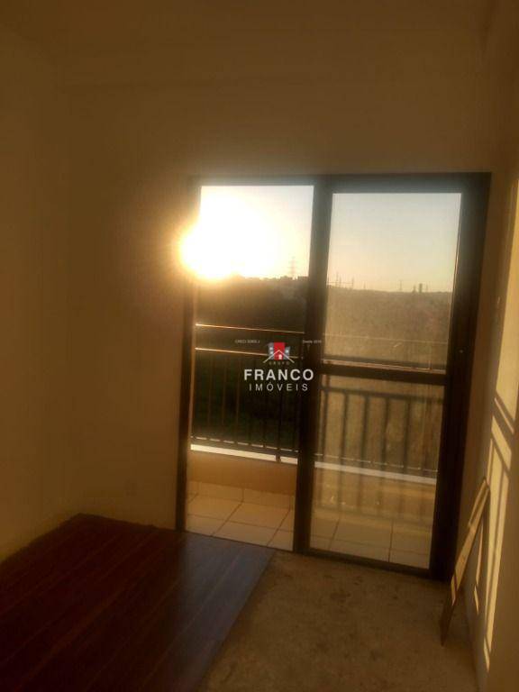 Apartamento à venda com 2 quartos, 48m² - Foto 13