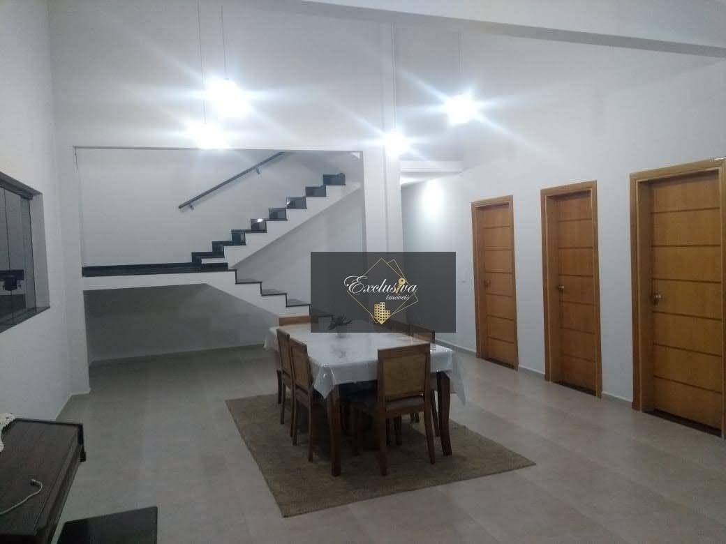 Casa à venda com 5 quartos, 350m² - Foto 4