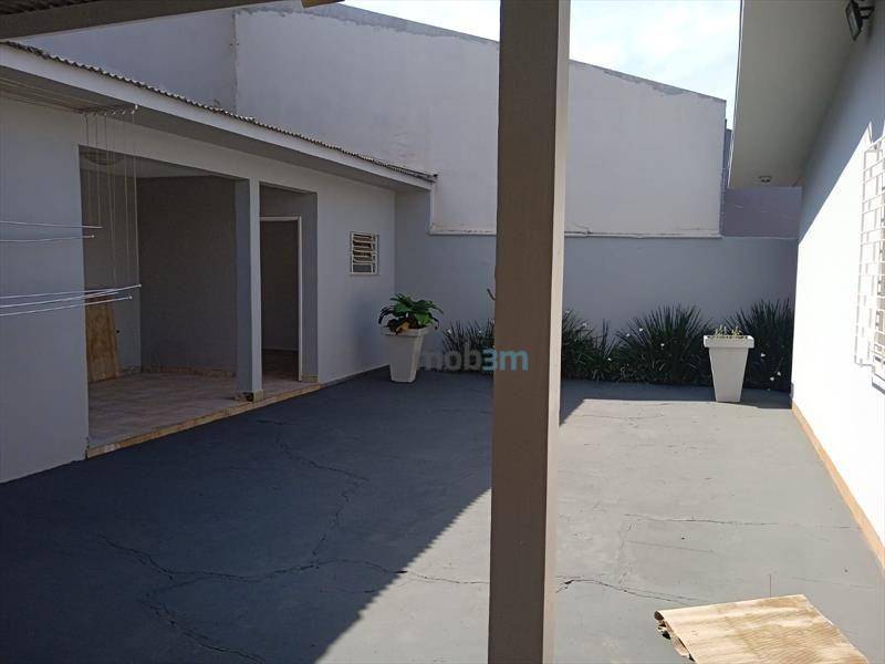 Casa à venda com 3 quartos, 144m² - Foto 25