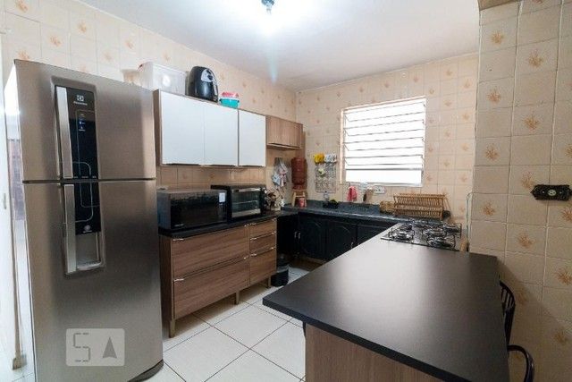 Casa à venda com 4 quartos, 90m² - Foto 5