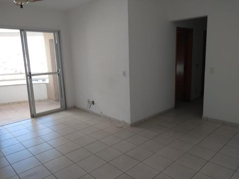 Apartamento para alugar com 3 quartos, 97m² - Foto 11