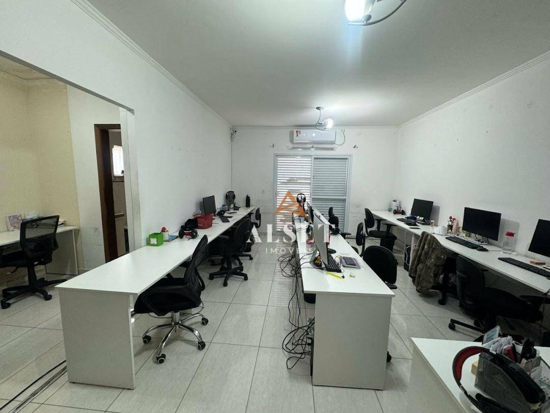 Sobrado à venda com 4 quartos, 300m² - Foto 12