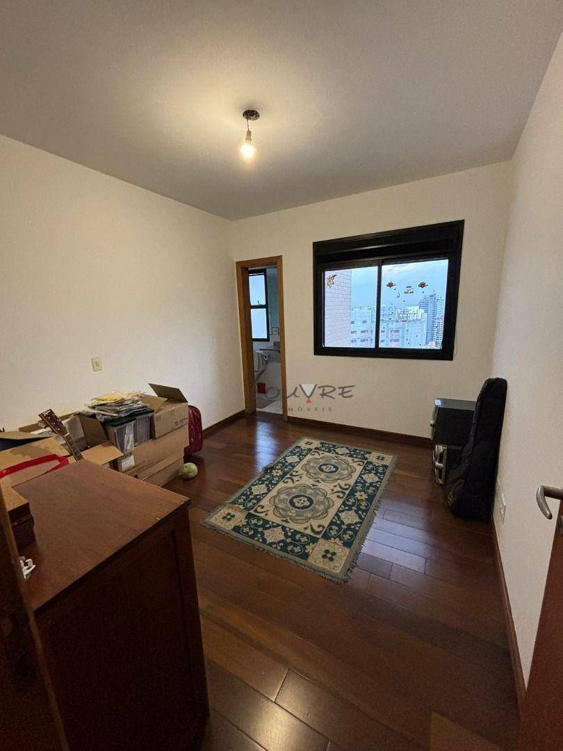 Apartamento para alugar com 3 quartos, 173m² - Foto 31