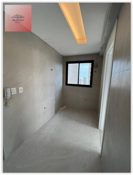 Apartamento à venda com 3 quartos, 235m² - Foto 14