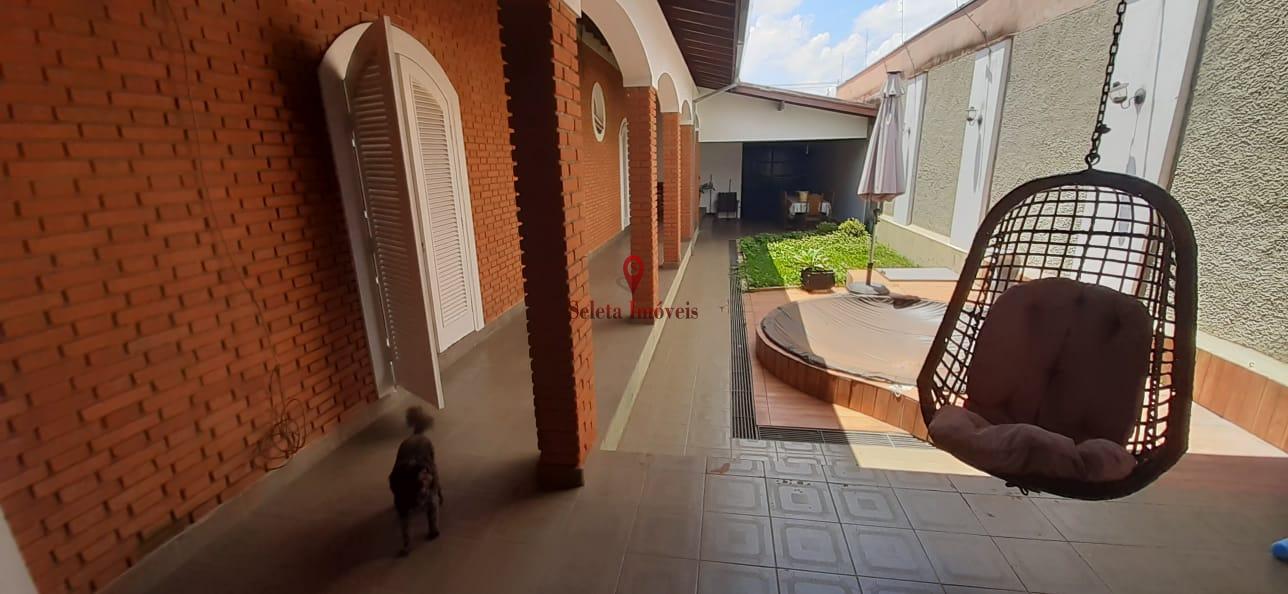 Casa à venda com 5 quartos, 300m² - Foto 23