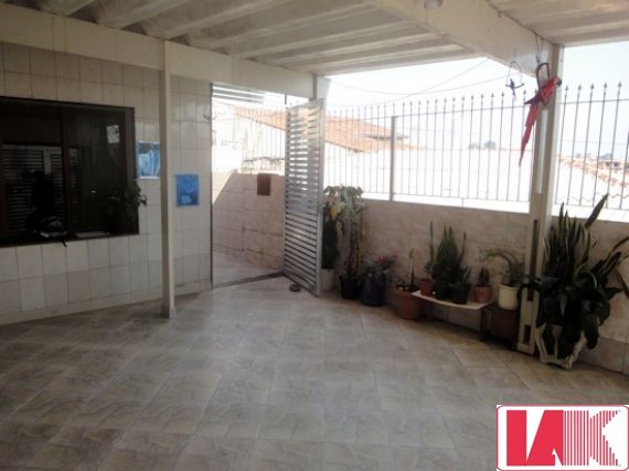 Sobrado à venda com 2 quartos, 120m² - Foto 2