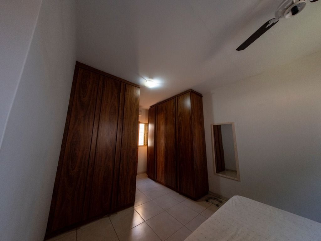 Casa à venda com 5 quartos, 190m² - Foto 33