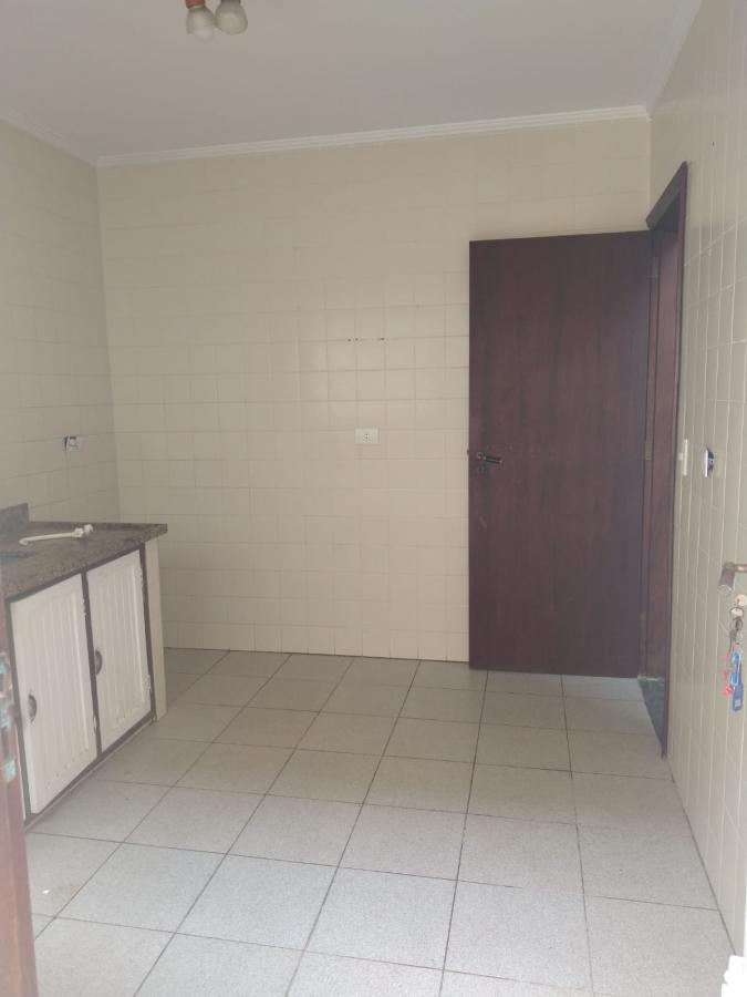 Casa à venda com 5 quartos, 300m² - Foto 32