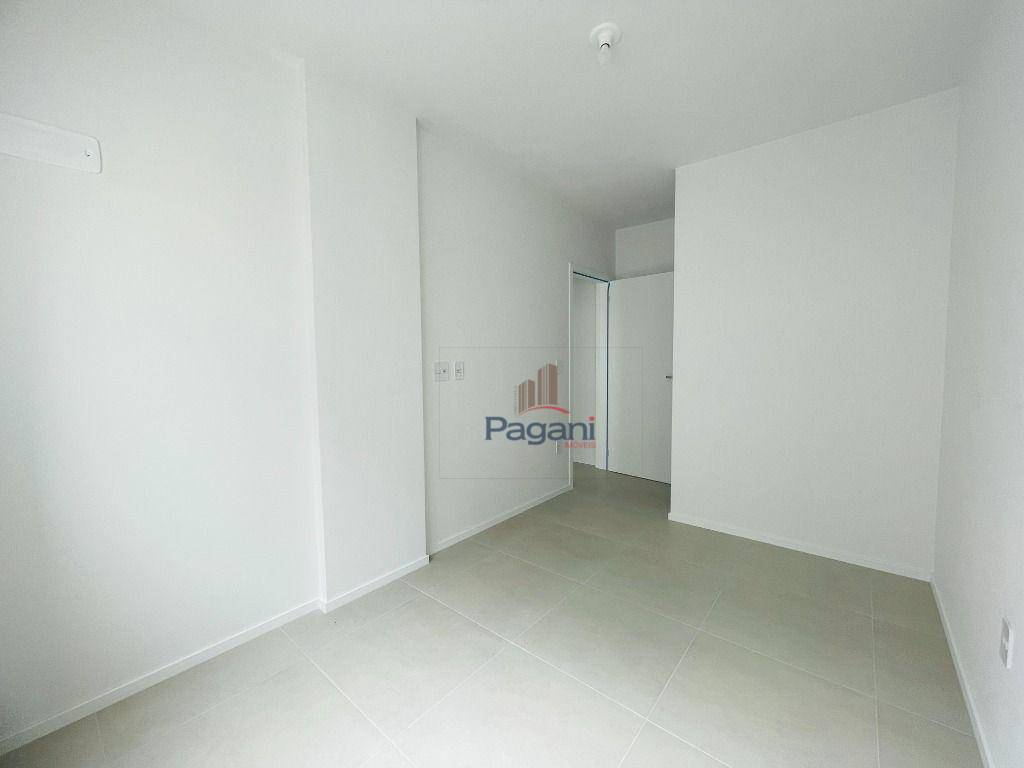 Apartamento à venda com 2 quartos, 55m² - Foto 4