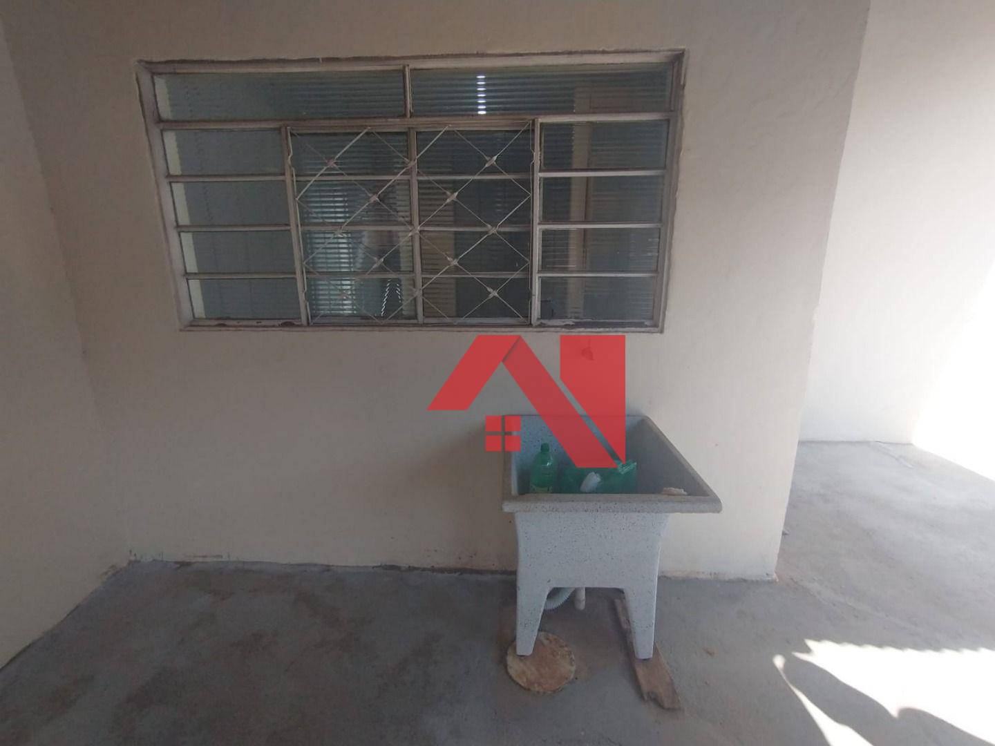Casa para alugar com 1 quarto, 50m² - Foto 17