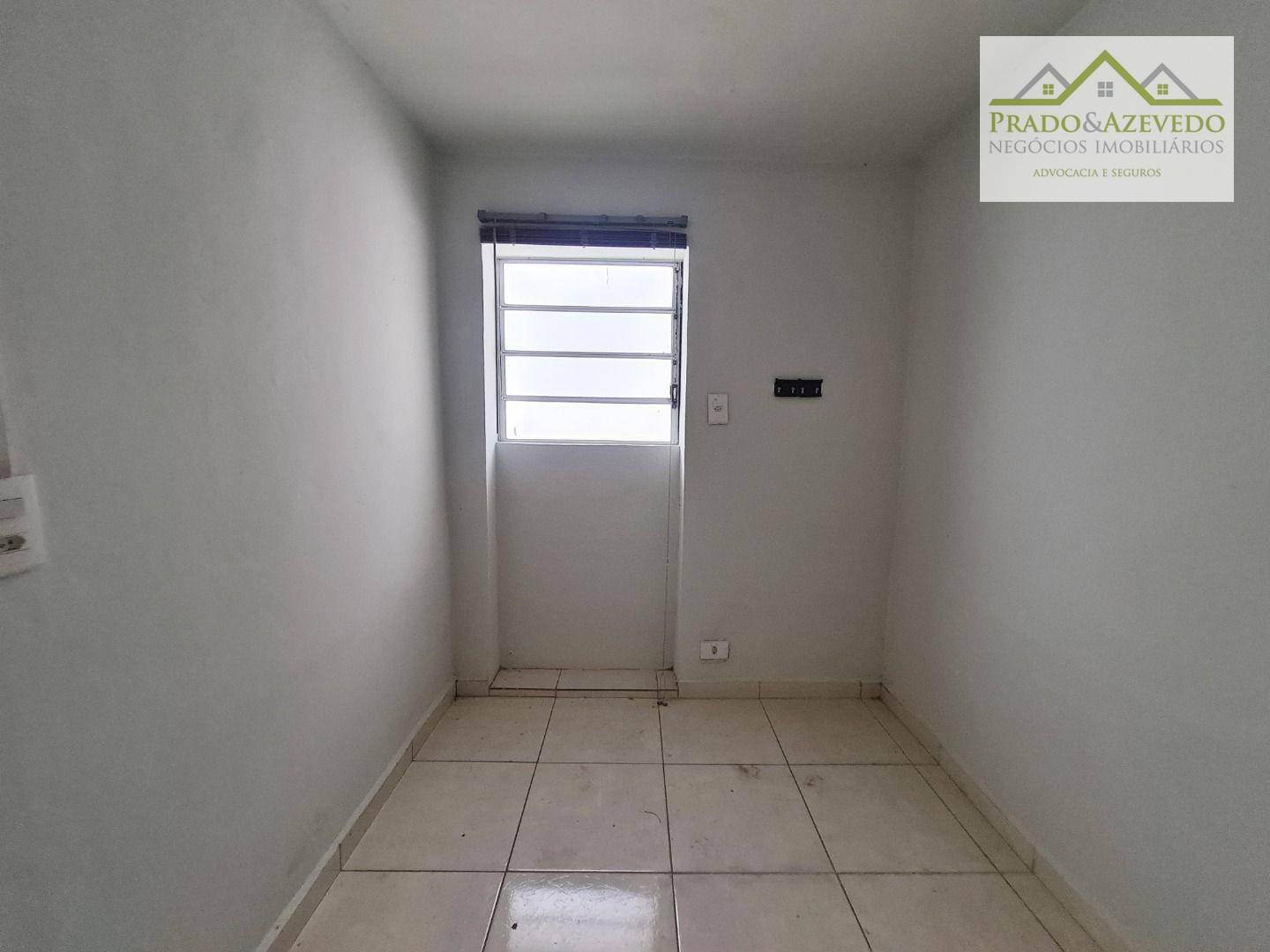 Casa para alugar com 1 quarto, 40m² - Foto 3
