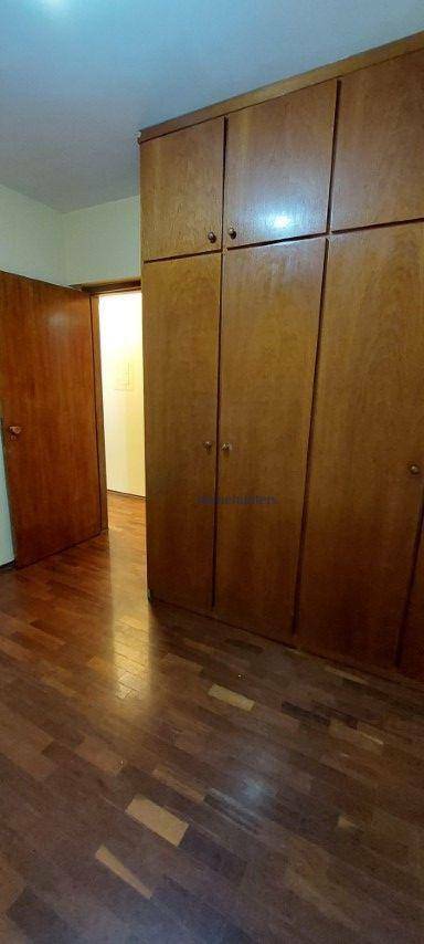 Apartamento para alugar com 2 quartos, 65m² - Foto 21