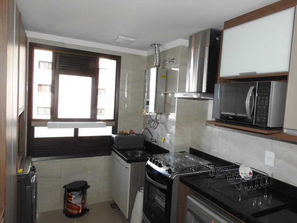 Apartamento à venda com 2 quartos, 82m² - Foto 18