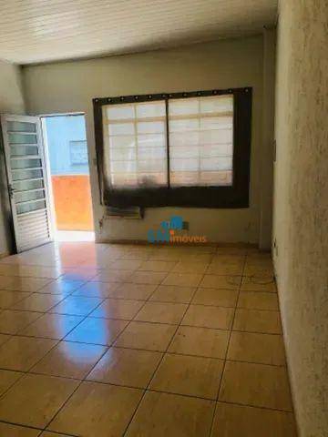 Sobrado à venda com 3 quartos, 100m² - Foto 2