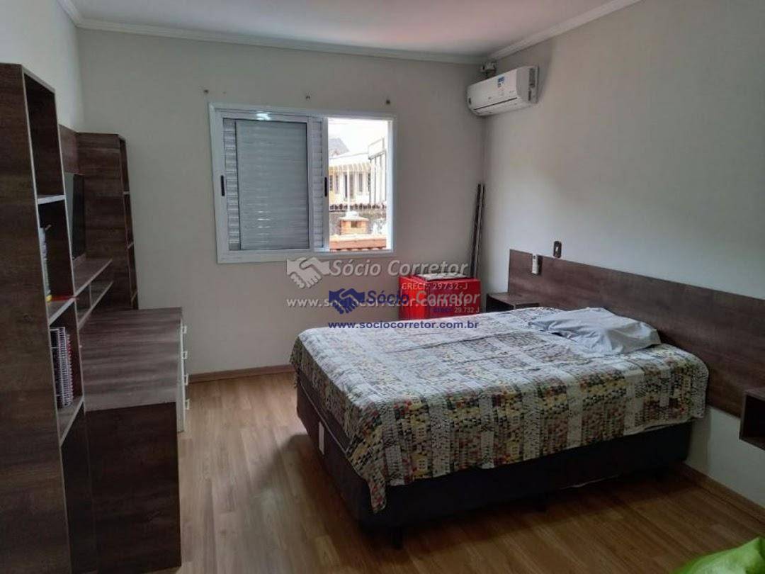 Casa à venda com 4 quartos, 220m² - Foto 19