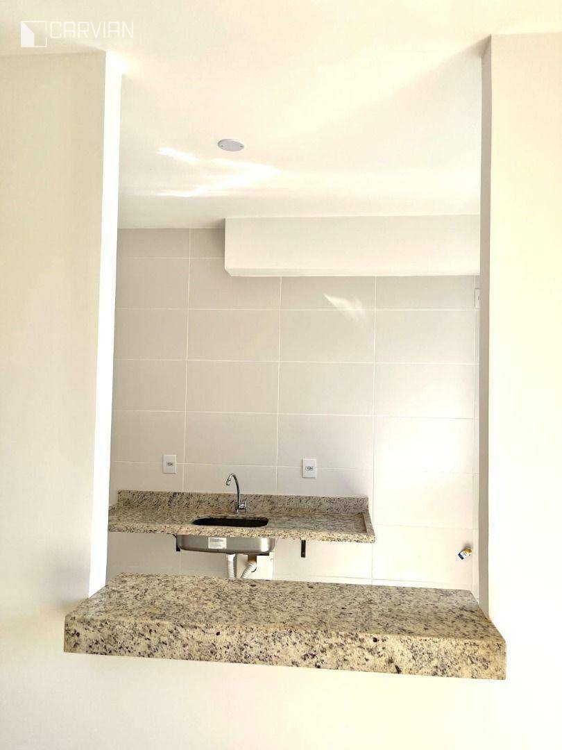 Apartamento à venda com 2 quartos, 58m² - Foto 4