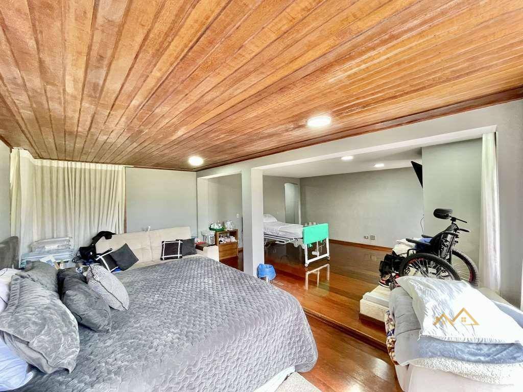 Casa de Condomínio à venda com 4 quartos, 548m² - Foto 30