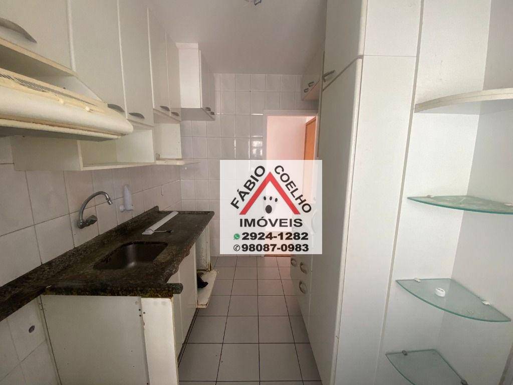 Apartamento à venda com 3 quartos, 70m² - Foto 8