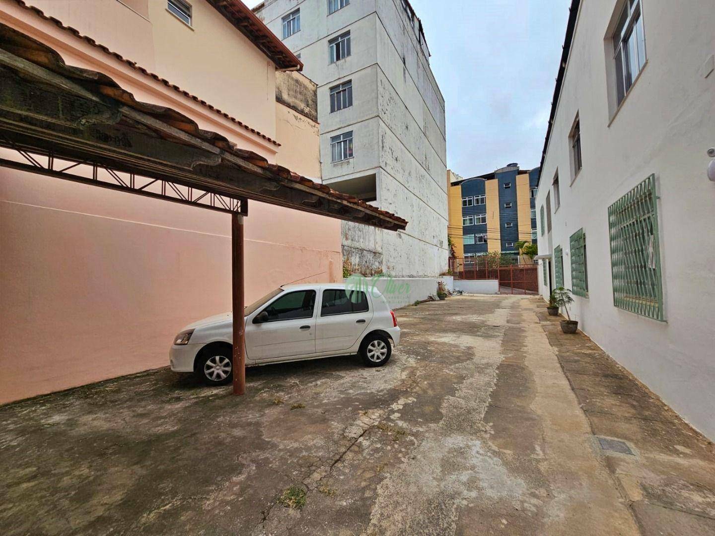 Apartamento à venda com 3 quartos, 90m² - Foto 3