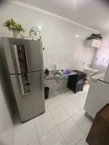 Apartamento à venda com 2 quartos, 64m² - Foto 4