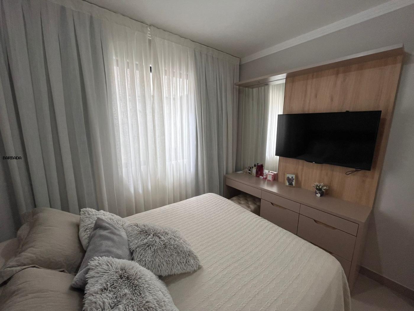 Apartamento à venda com 2 quartos, 65m² - Foto 10