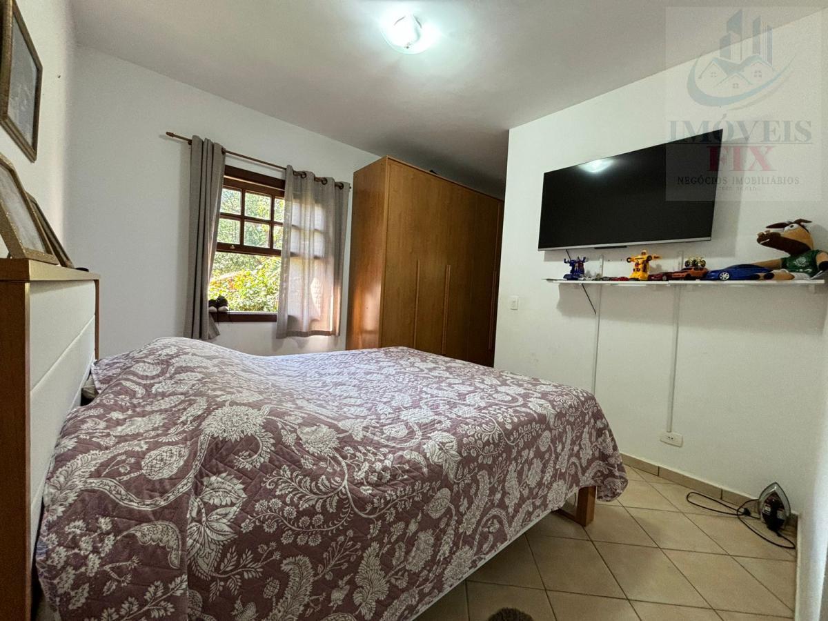 Casa de Condomínio à venda com 3 quartos, 300m² - Foto 20