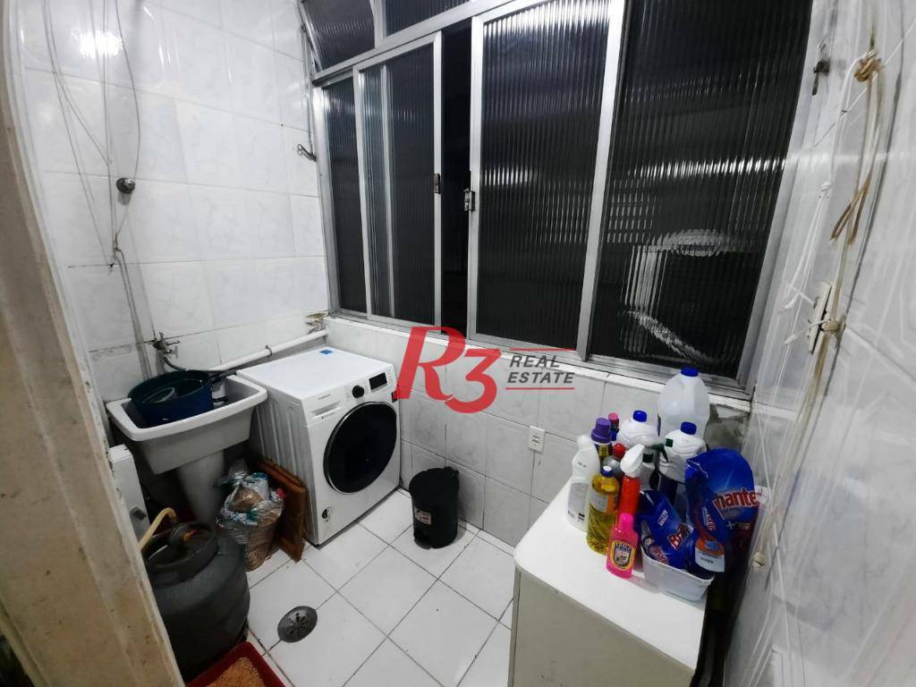 Apartamento à venda com 2 quartos, 70m² - Foto 3