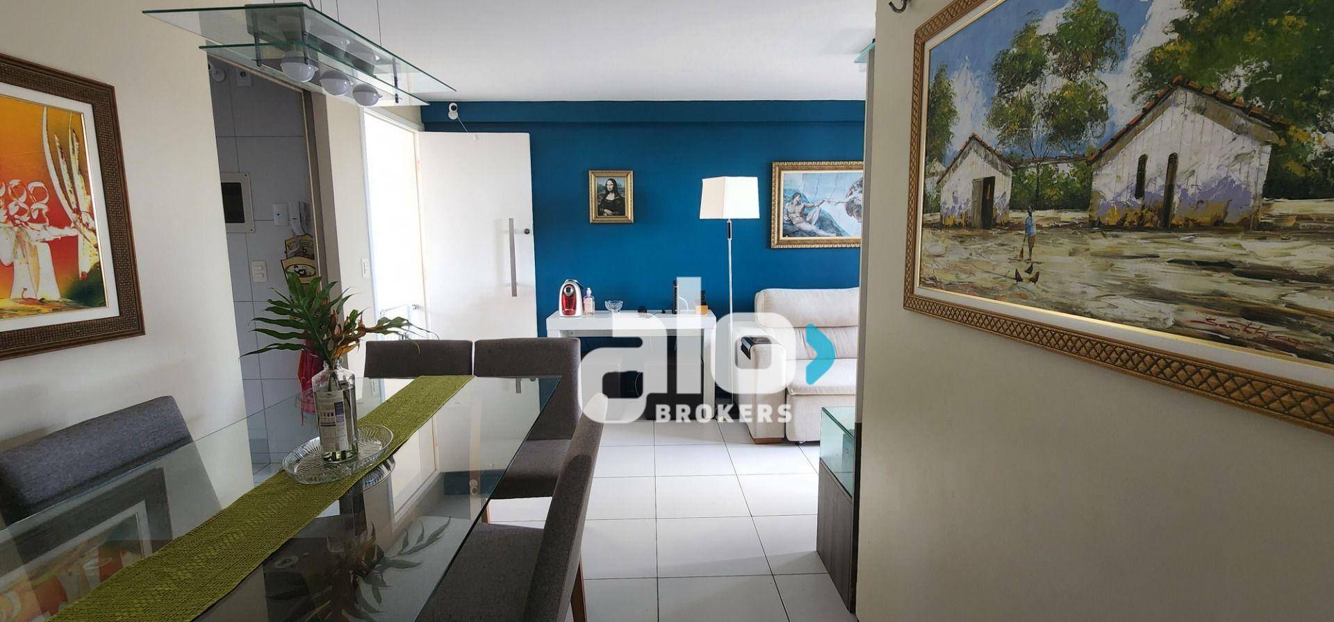 Apartamento à venda com 3 quartos, 67m² - Foto 1