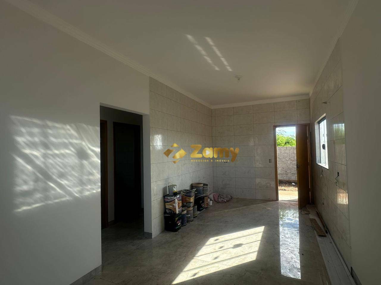 Casa à venda com 3 quartos, 100m² - Foto 3