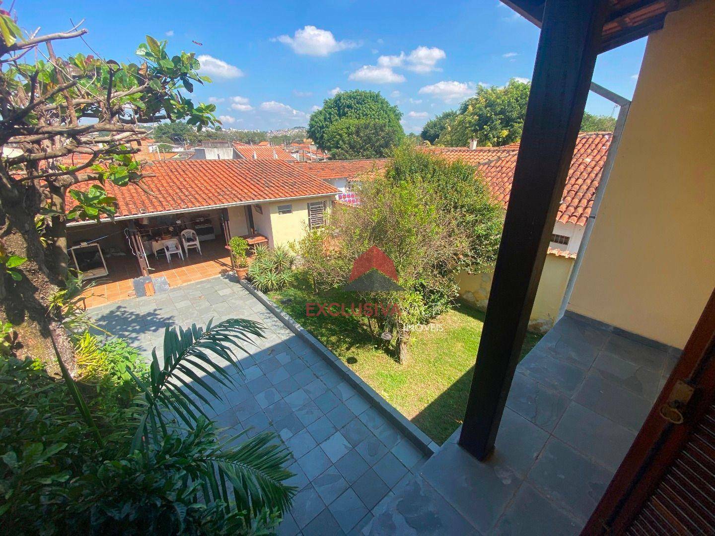Casa à venda com 5 quartos, 320m² - Foto 32
