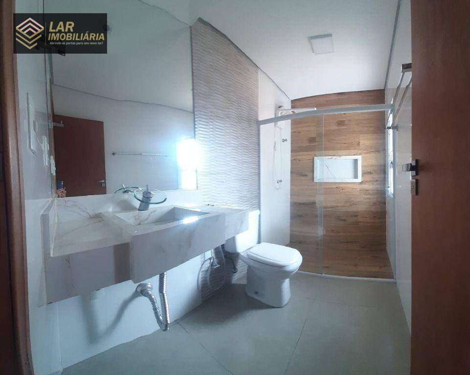 Casa de Condomínio para alugar com 4 quartos, 400m² - Foto 24