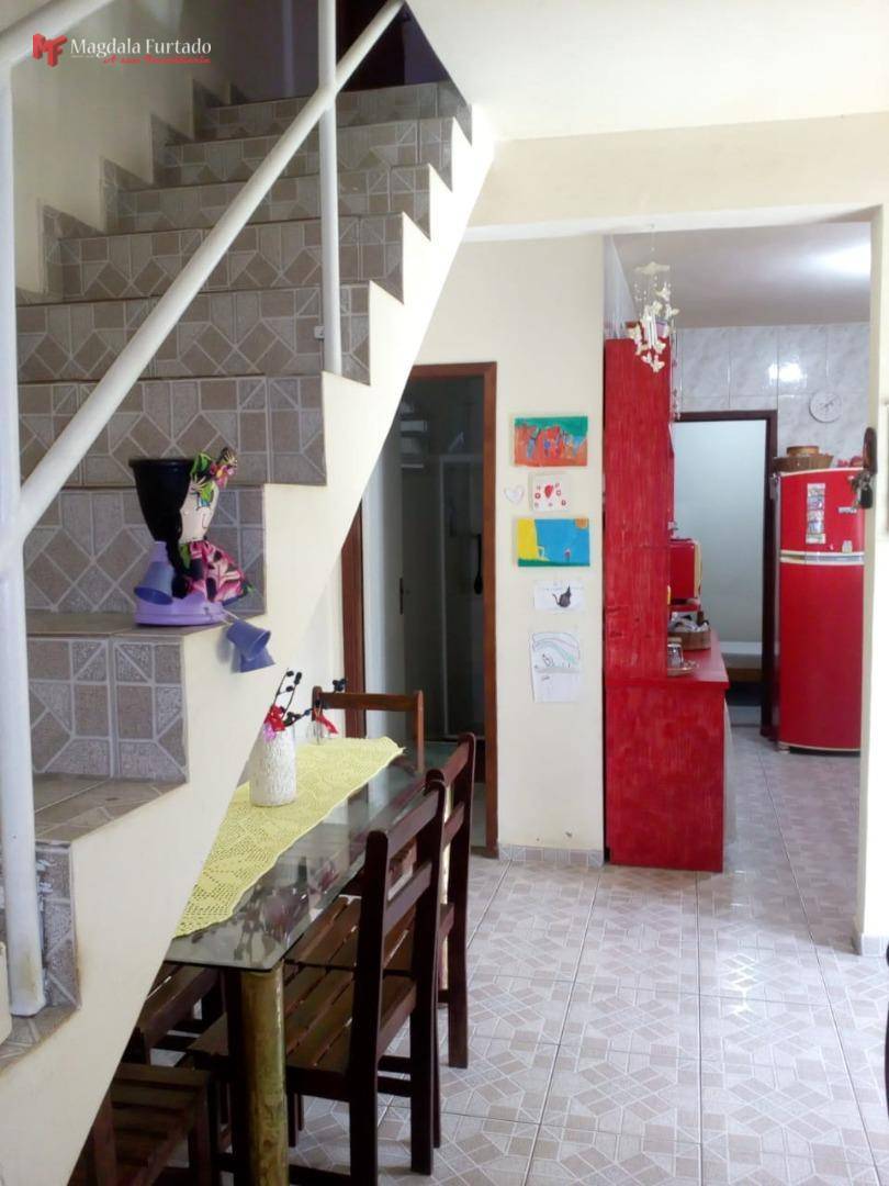 Casa à venda com 3 quartos, 69m² - Foto 8