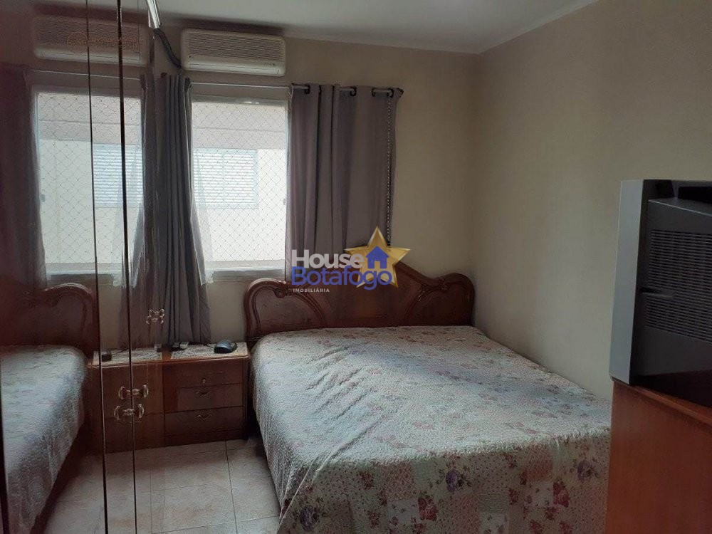 Apartamento à venda com 2 quartos, 70m² - Foto 30