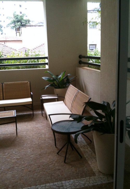 Apartamento à venda com 2 quartos, 71m² - Foto 2