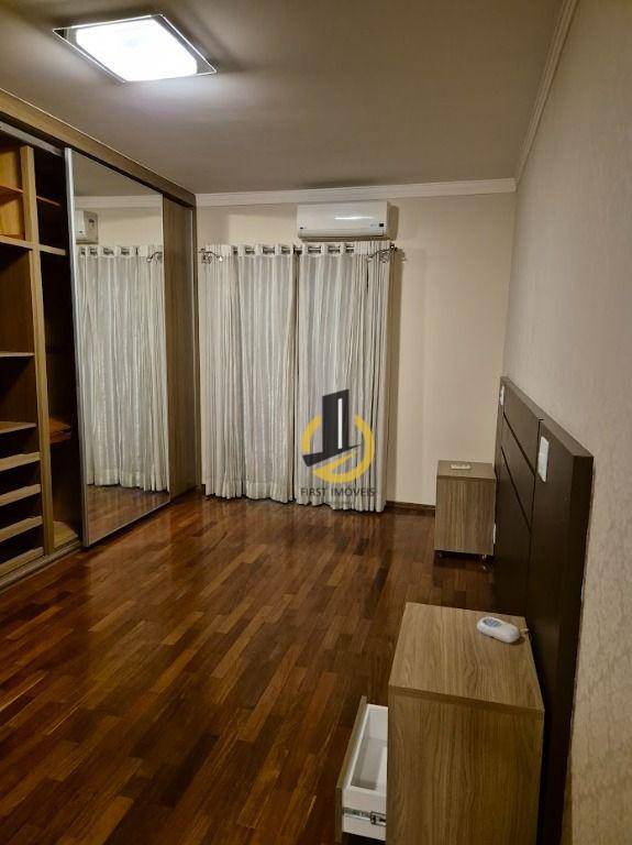 Sobrado à venda com 3 quartos, 300m² - Foto 30