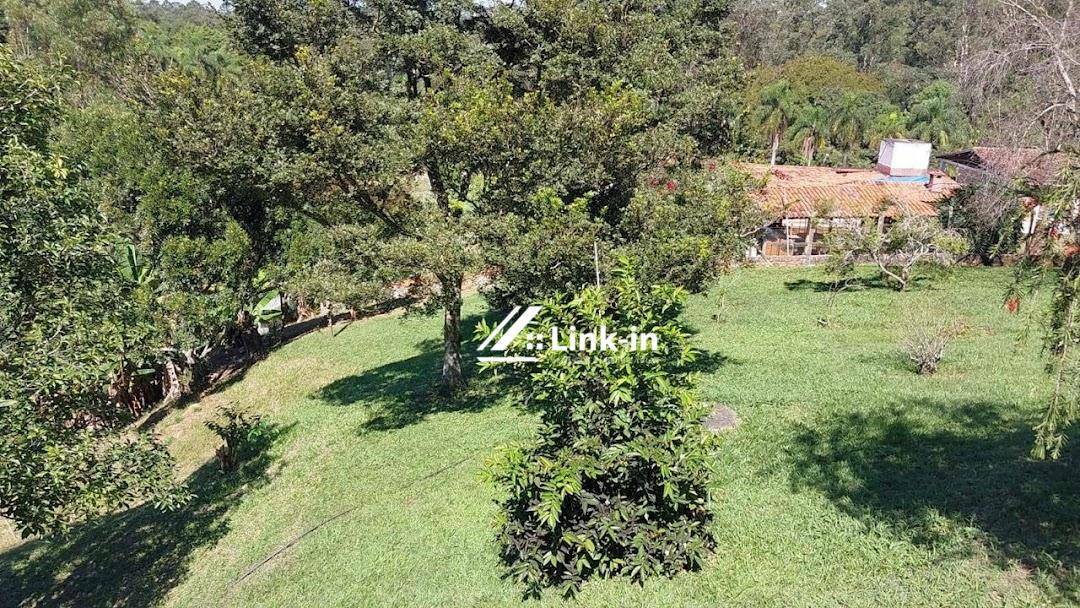 Casa, 6 quartos, 3200 m² - Foto 1