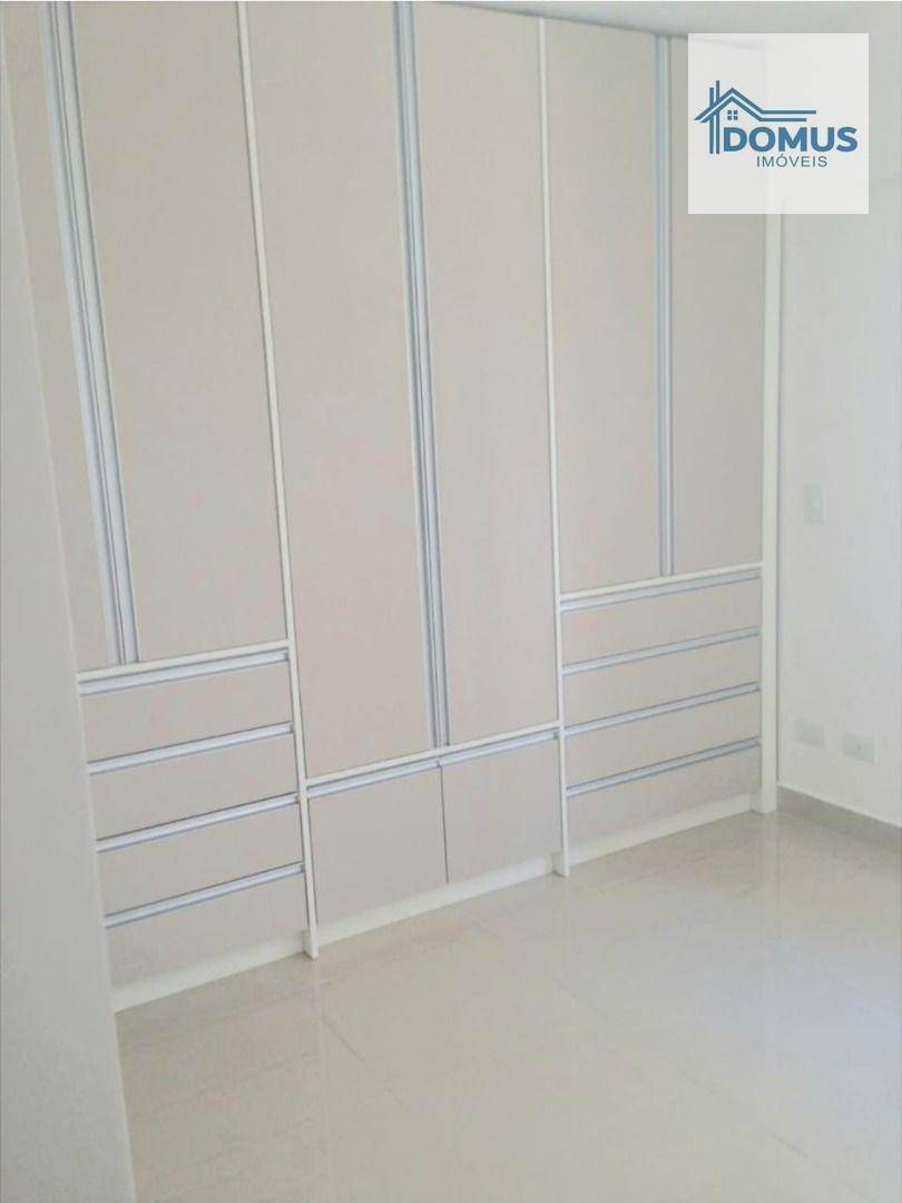 Apartamento para alugar com 2 quartos, 80m² - Foto 18