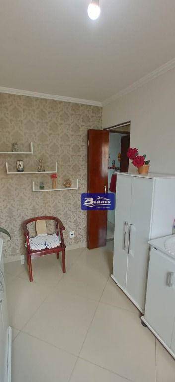 Apartamento à venda com 3 quartos, 58m² - Foto 7