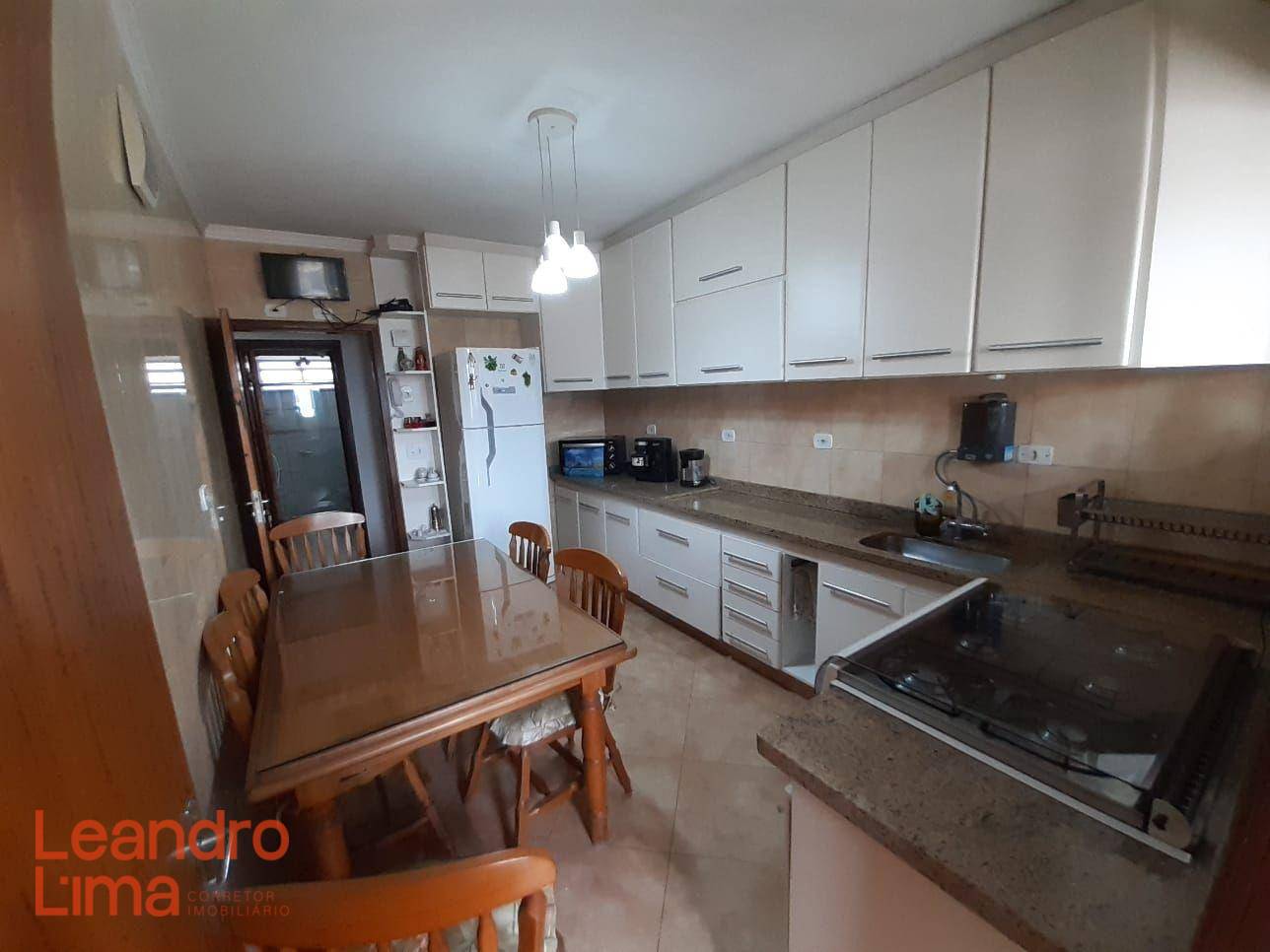 Apartamento à venda com 3 quartos, 127m² - Foto 11