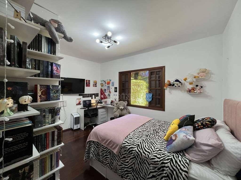 Casa de Condomínio à venda com 4 quartos, 350m² - Foto 31