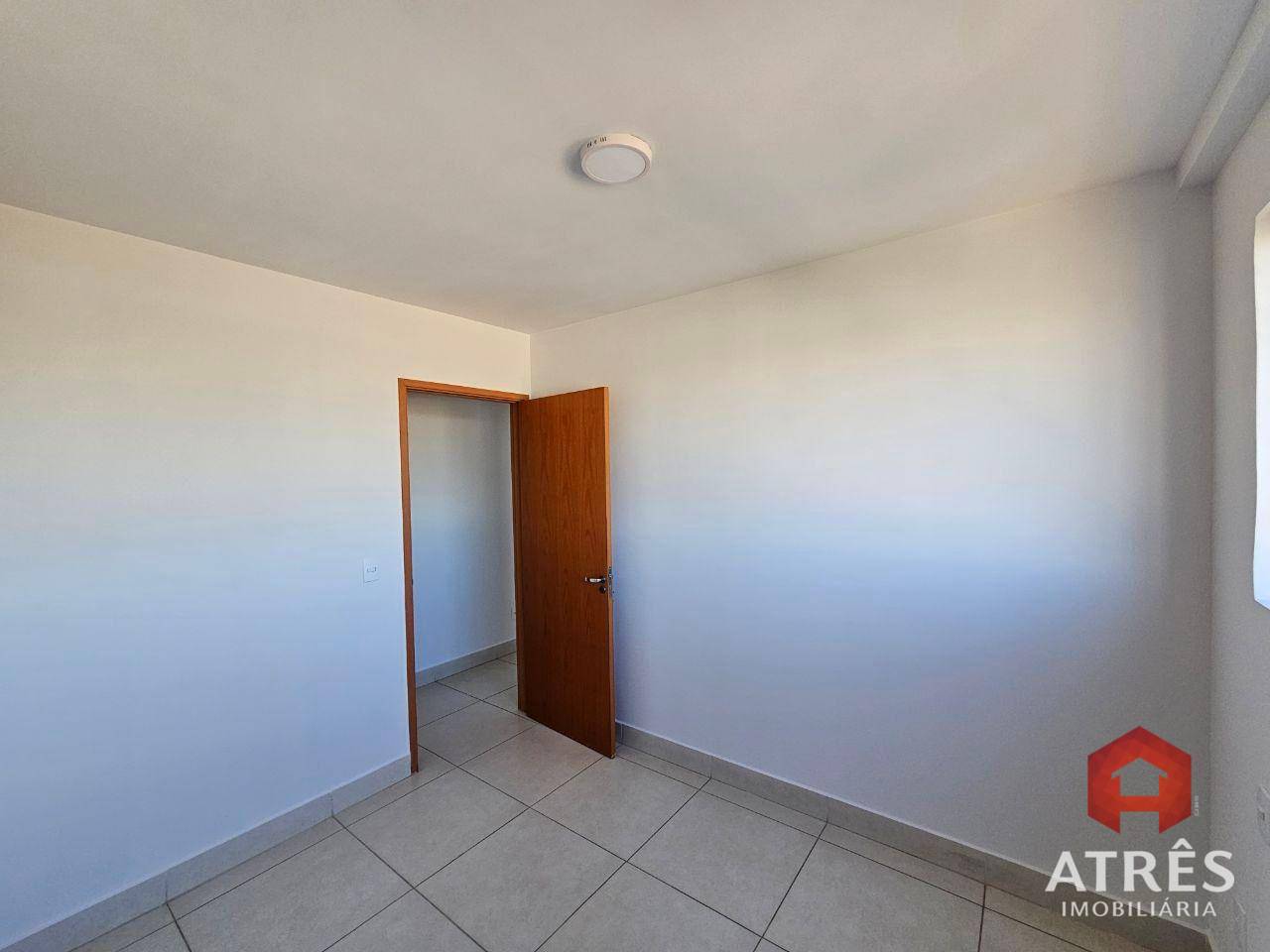 Apartamento para alugar com 2 quartos, 55m² - Foto 7