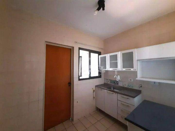 Apartamento à venda com 3 quartos, 203m² - Foto 6