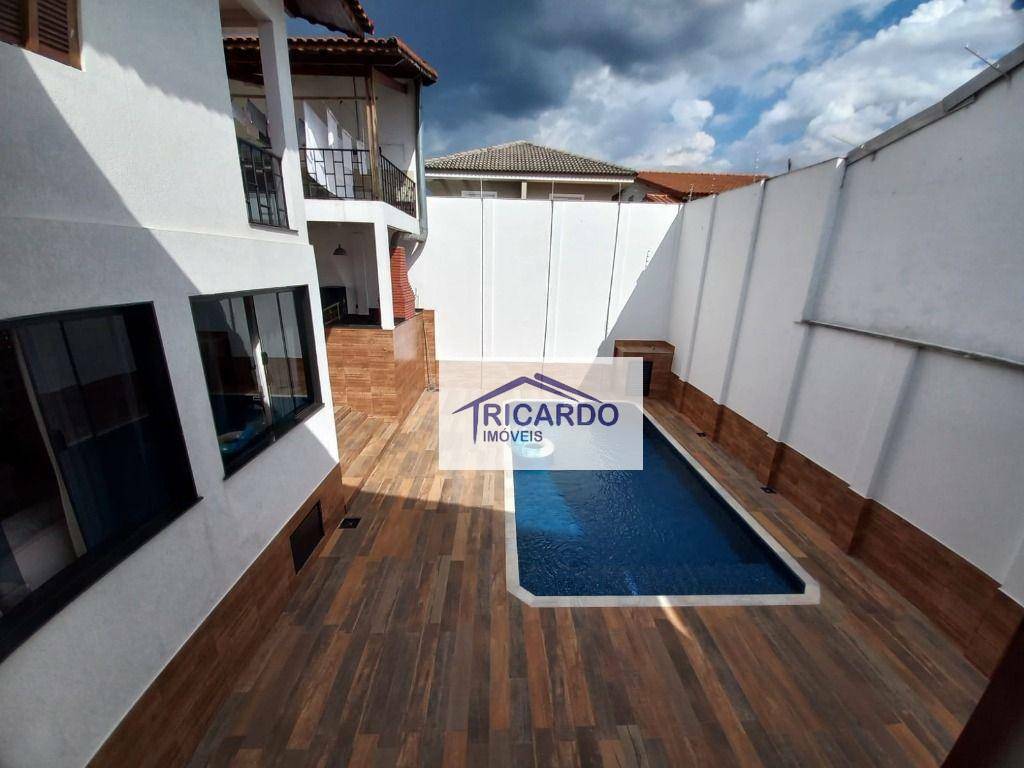 Sobrado à venda com 3 quartos, 452m² - Foto 30