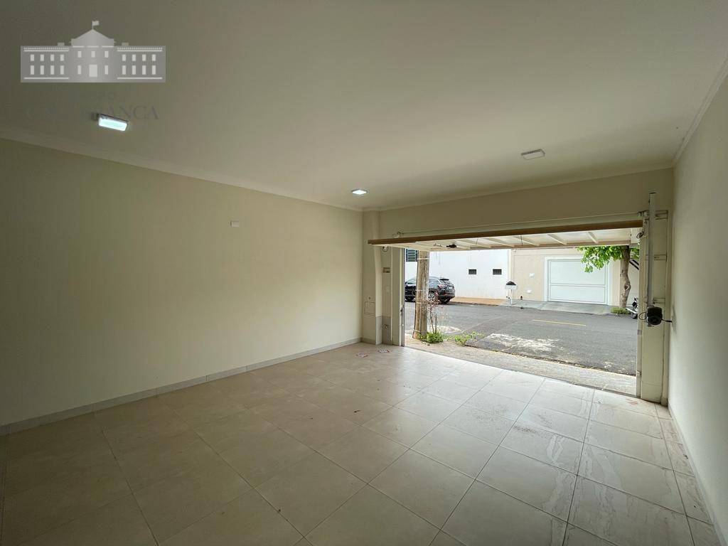 Casa à venda com 3 quartos, 146m² - Foto 2