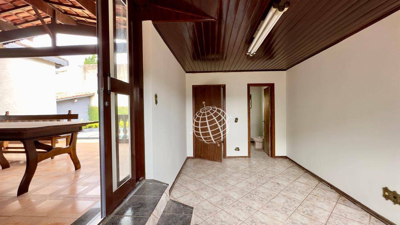 Casa à venda e aluguel com 3 quartos, 500m² - Foto 31