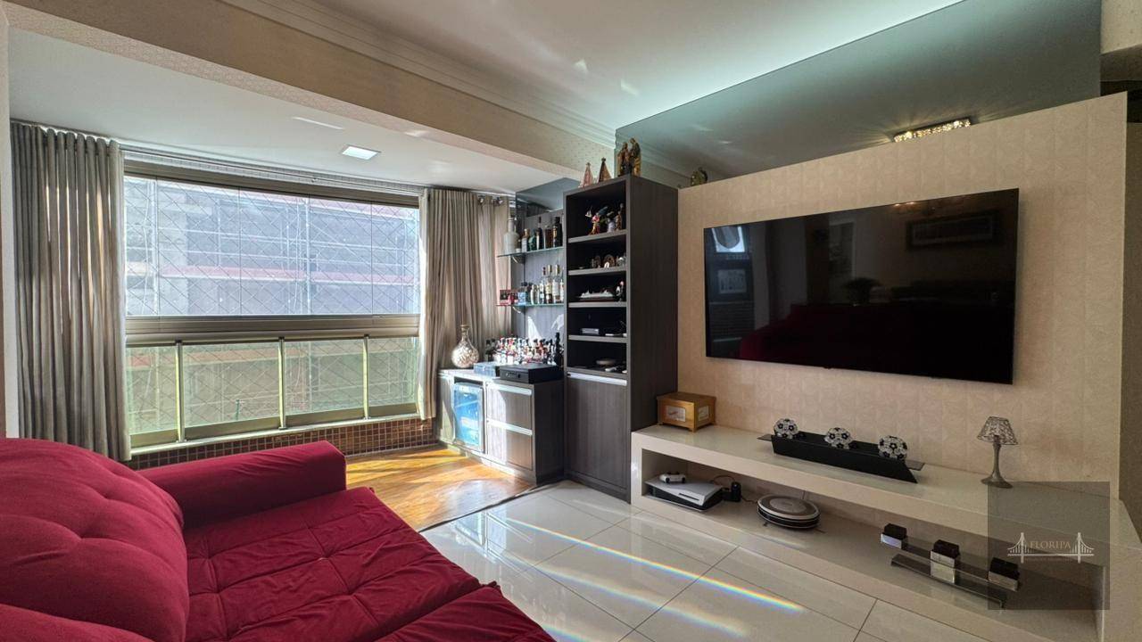 Apartamento, 3 quartos, 131 m² - Foto 4