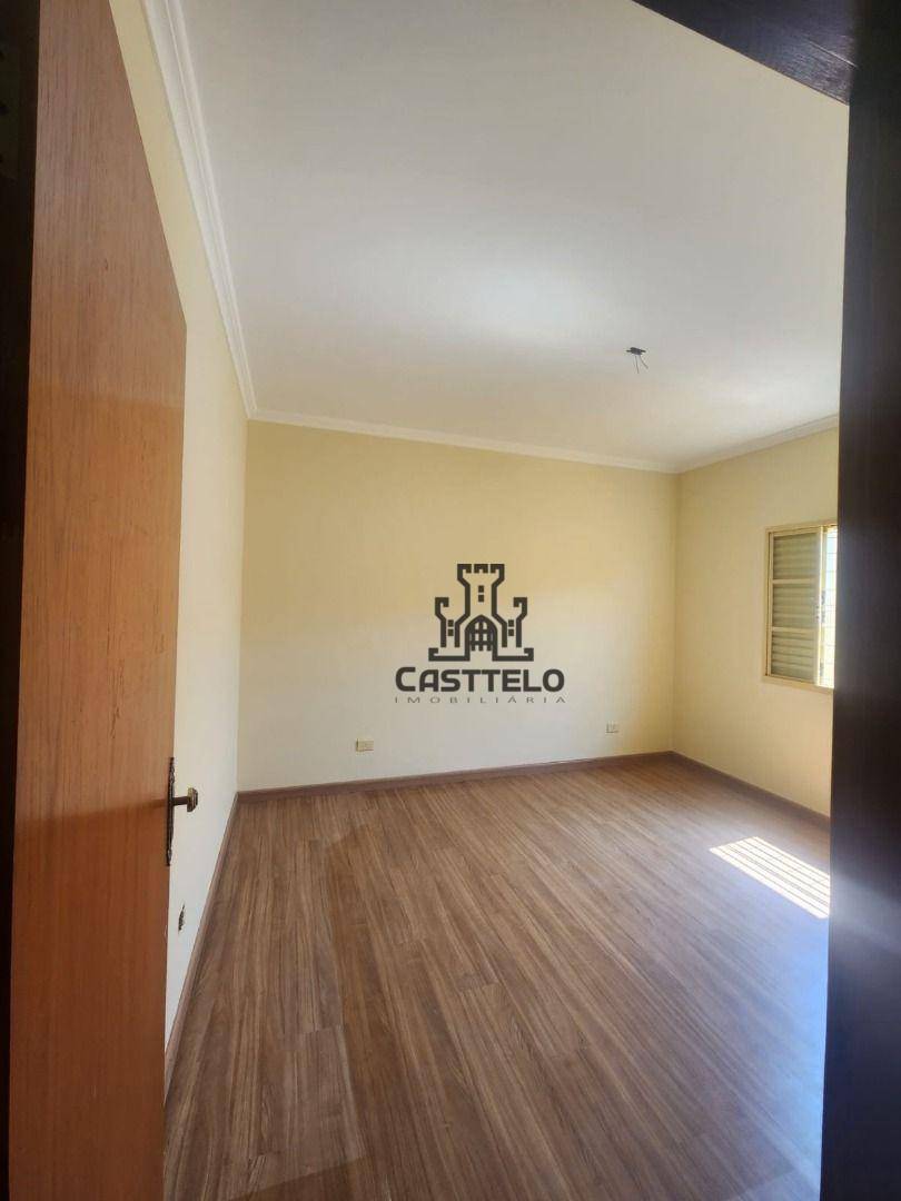 Casa à venda com 3 quartos, 217m² - Foto 22